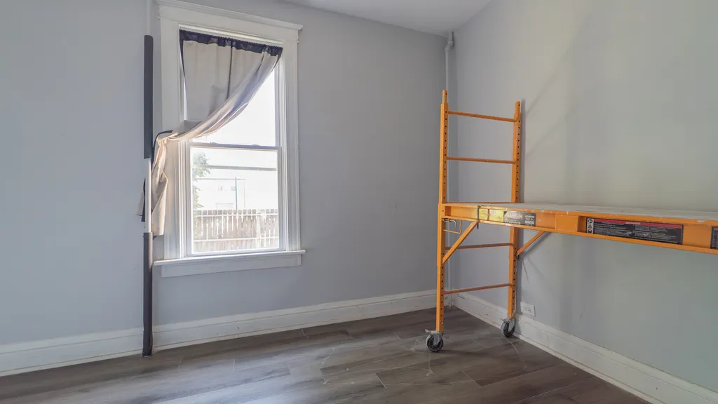 13351 South Baltimore Avenue Chicago IL 60633