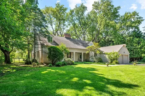 1360 Sunview Lane Winnetka IL 60093