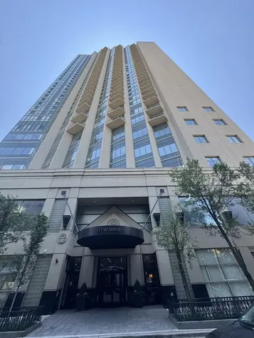 111 West Maple Street Chicago IL 60610