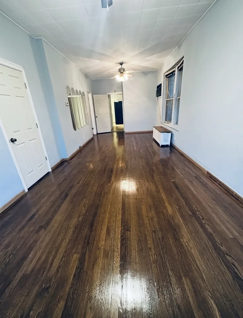 743 East 69th Place Chicago IL 60637