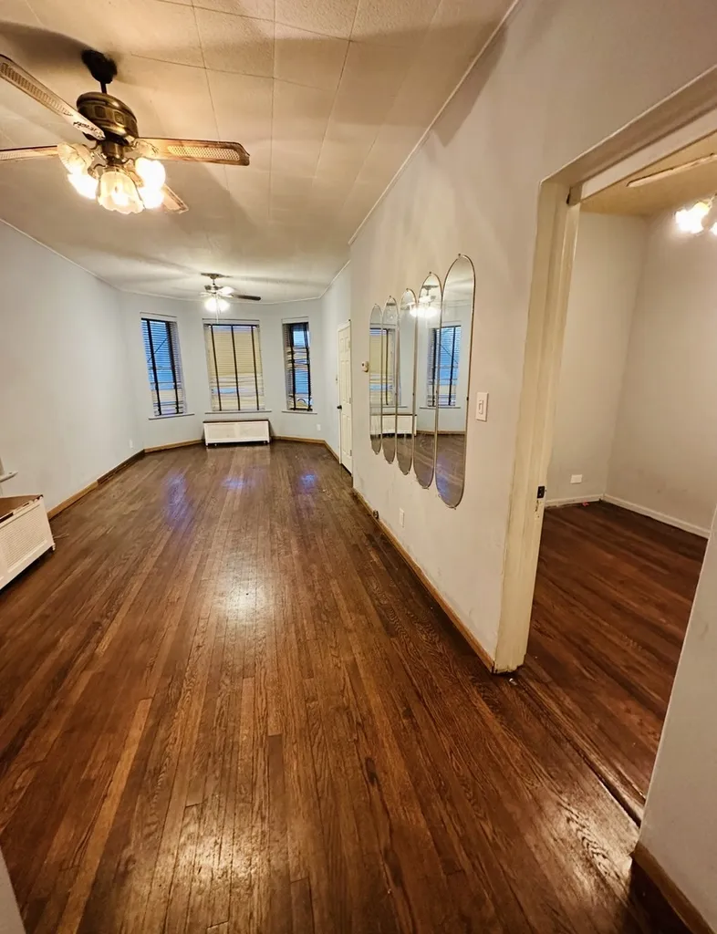 743 East 69th Place Chicago IL 60637