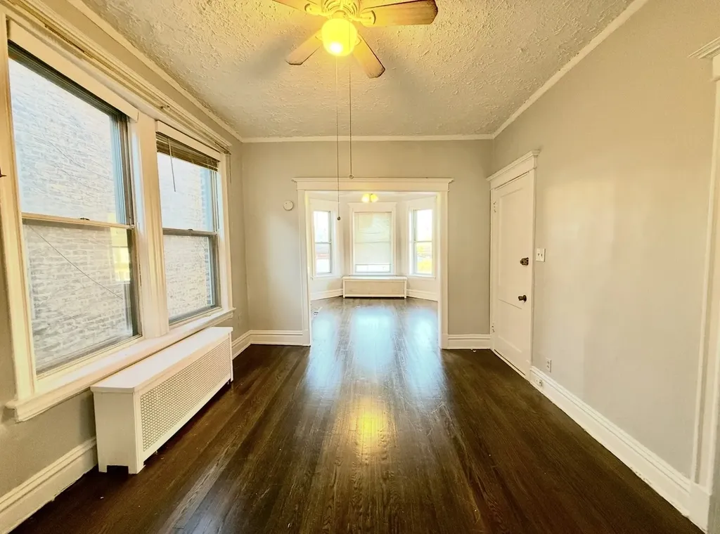 743 East 69th Place Chicago IL 60637