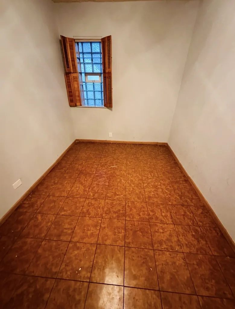743 East 69th Place Chicago IL 60637