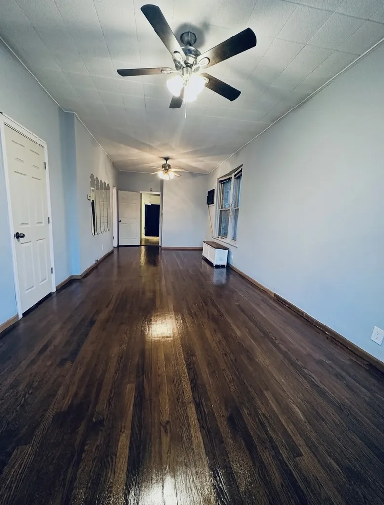 743 East 69th Place Chicago IL 60637