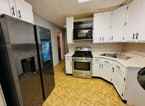 743 East 69th Place Chicago IL 60637