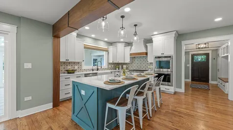 3614 Wolf Road Oswego IL 60543