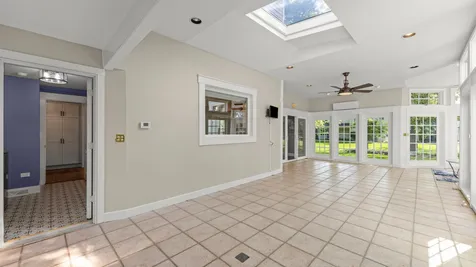3614 Wolf Road Oswego IL 60543