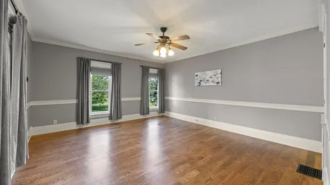 3614 Wolf Road Oswego IL 60543
