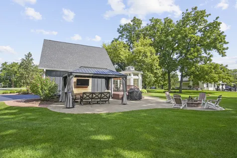 3614 Wolf Road Oswego IL 60543