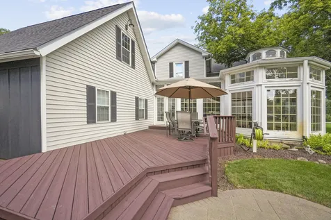 3614 Wolf Road Oswego IL 60543