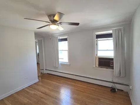 6159 North Meade Avenue Chicago IL 60646