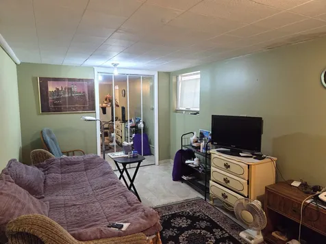 6159 North Meade Avenue Chicago IL 60646