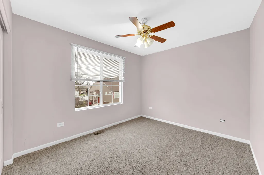 911 Charlton Lane Naperville IL 60563