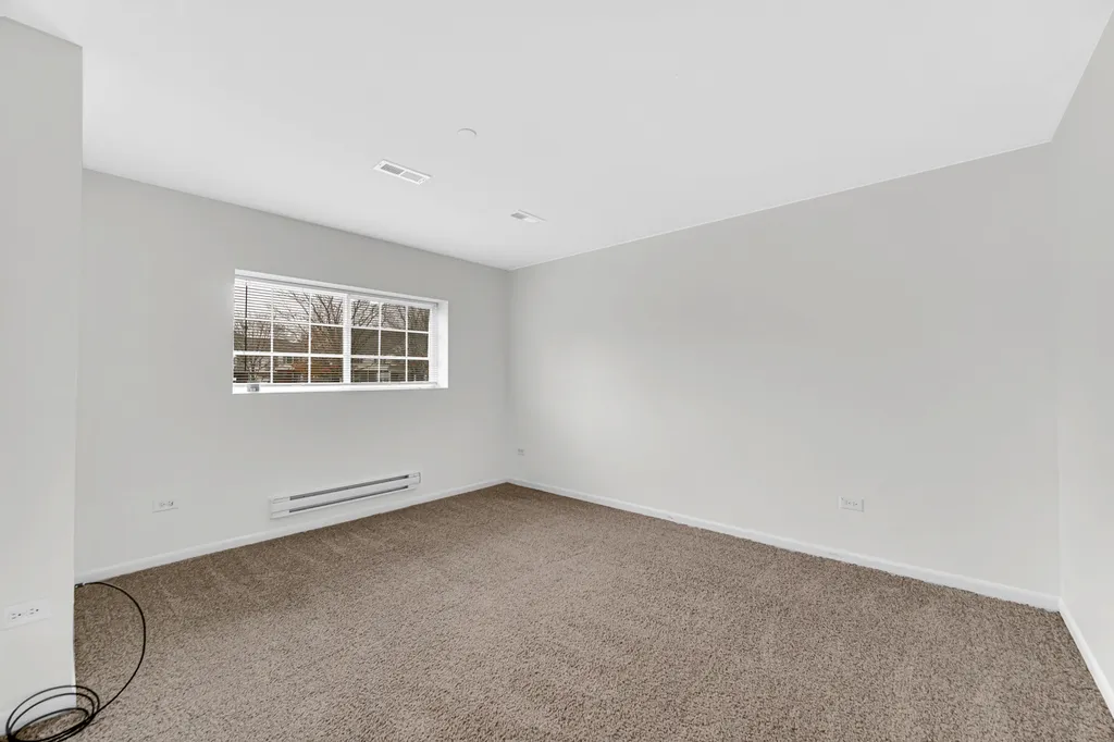 911 Charlton Lane Naperville IL 60563