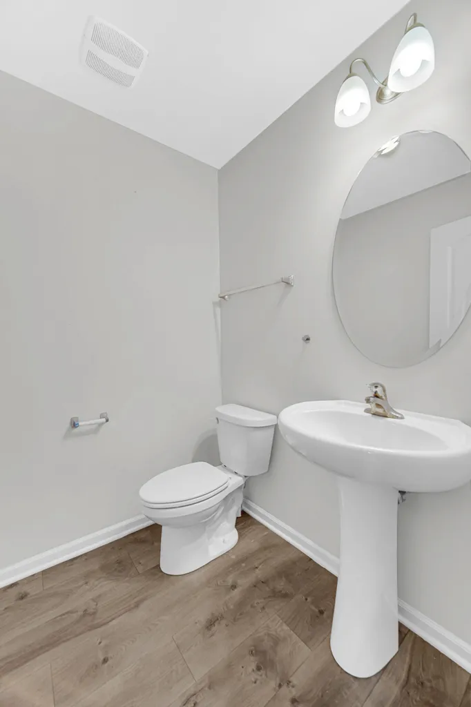 911 Charlton Lane Naperville IL 60563