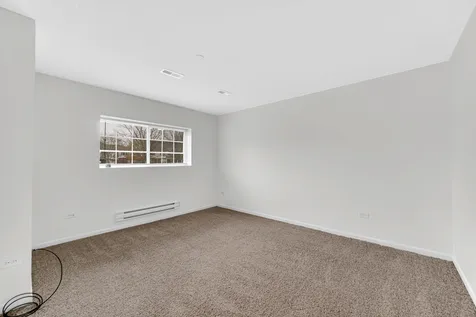 911 Charlton Lane Naperville IL 60563