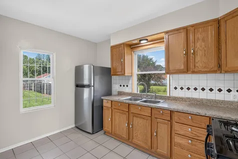1119 Montague Street Rockford IL 61102