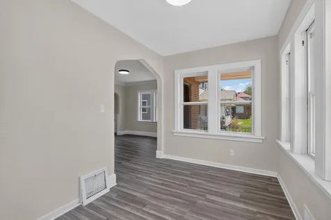 1119 Montague Street Rockford IL 61102