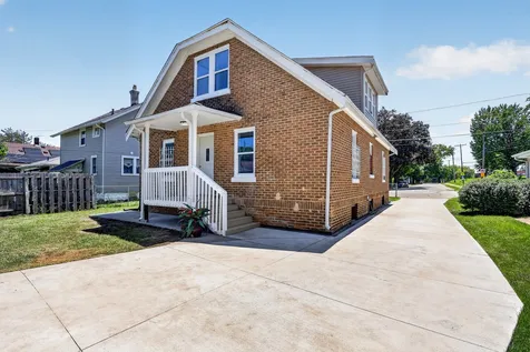 1119 Montague Street Rockford IL 61102