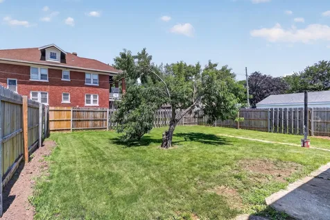 1119 Montague Street Rockford IL 61102