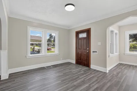 1119 Montague Street Rockford IL 61102