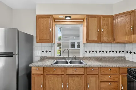 1119 Montague Street Rockford IL 61102