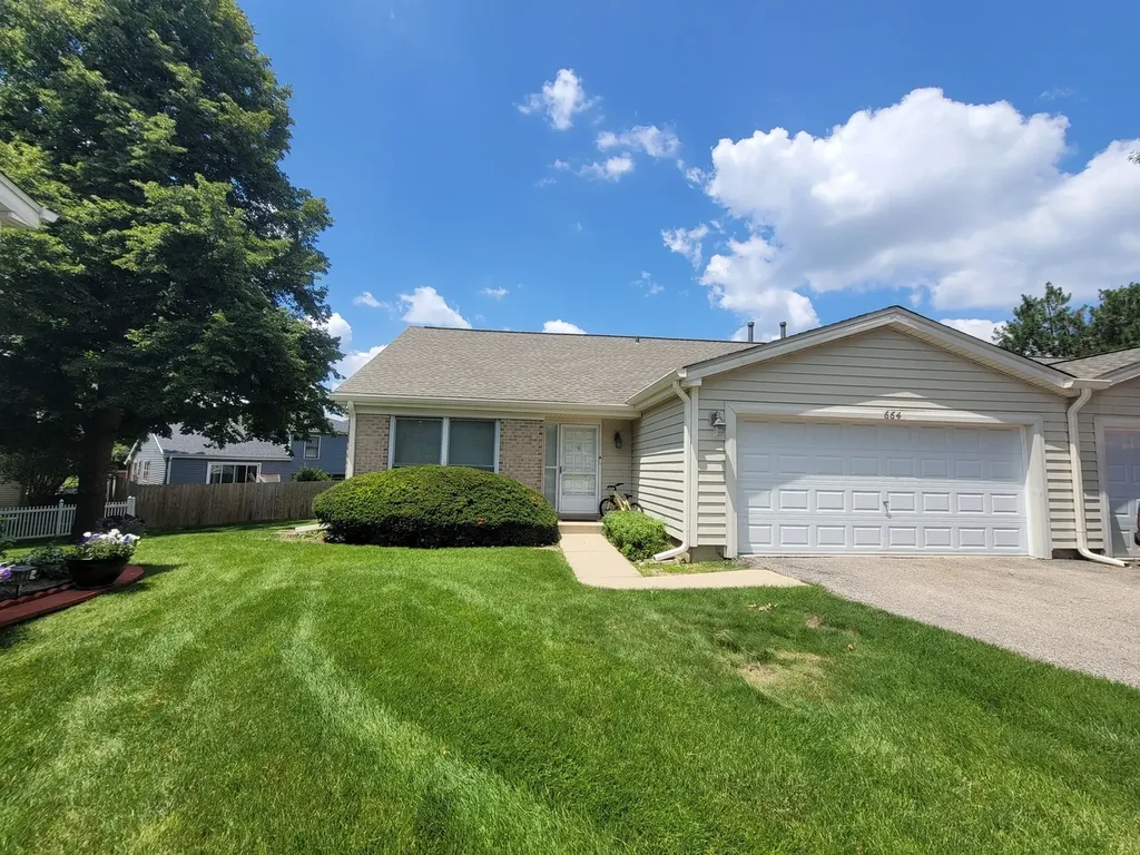 664 Claridge Circle Hoffman Estates IL 60169