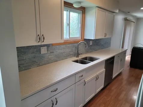 664 Claridge Circle Hoffman Estates IL 60169