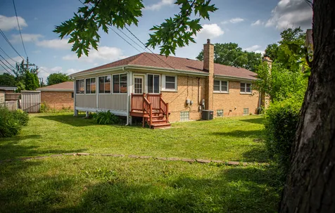 5065 Lamb Drive Oak Lawn IL 60453