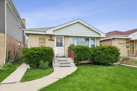 5026 North Michigan Avenue Schiller Park IL 60176