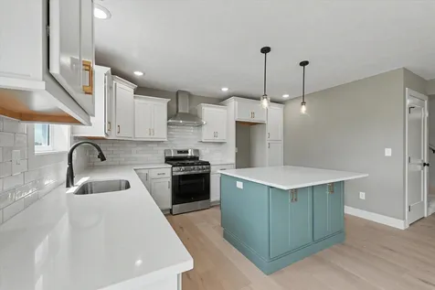 705 Isabella Drive Mahomet IL 61853