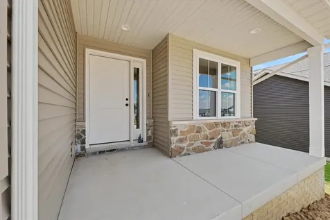 705 Isabella Drive Mahomet IL 61853