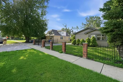 7046 West 72nd Place Chicago IL 60638