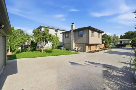 7046 West 72nd Place Chicago IL 60638