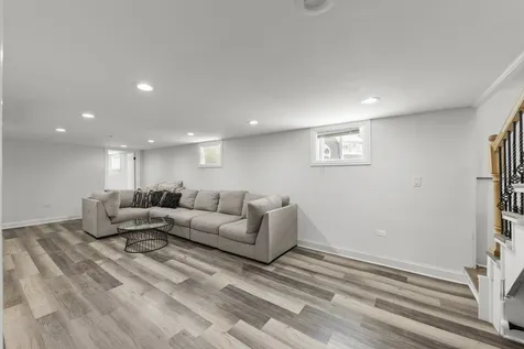11416 South Sawyer Avenue Chicago IL 60655