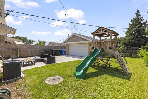 11416 South Sawyer Avenue Chicago IL 60655