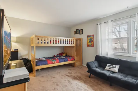 693 Exmoor Terrace Crystal Lake IL 60014