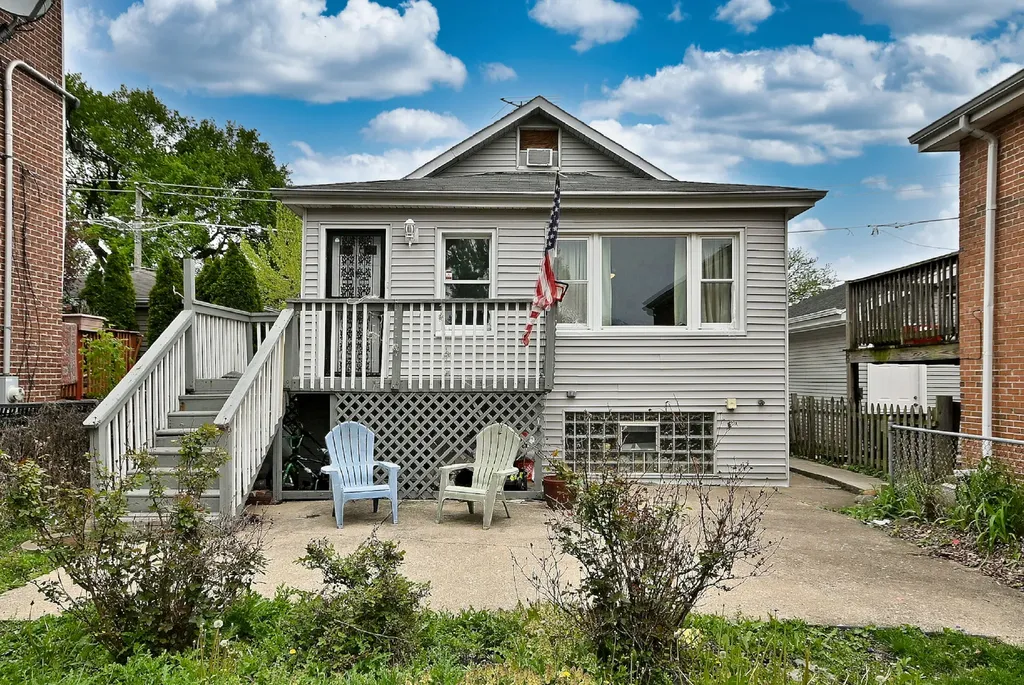 4439 North Newland Avenue Harwood Heights IL 60706