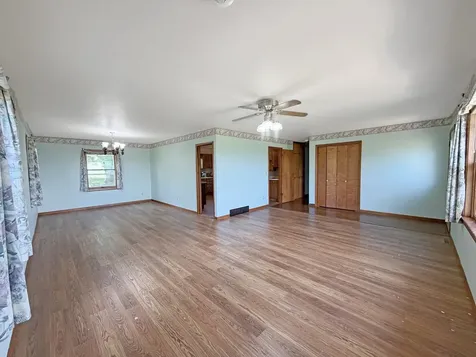 13767 East Hairpin Road Stockton IL 61085