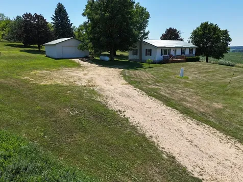 13767 East Hairpin Road Stockton IL 61085