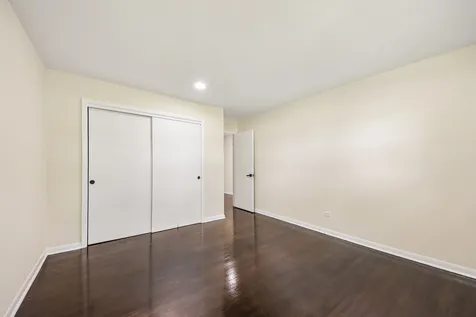 15725 New England Avenue Tinley Park IL 60477