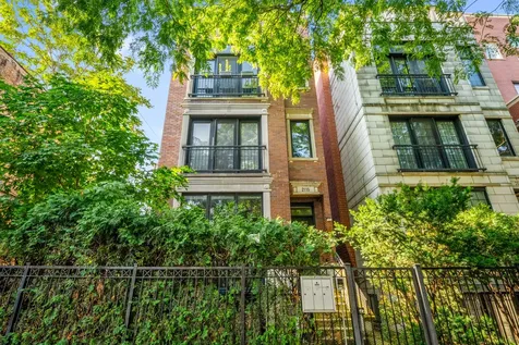 2115 West Crystal Street Chicago IL 60622