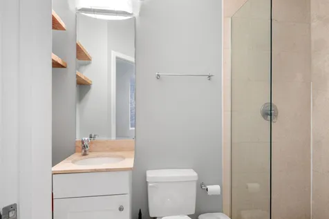 2115 West Crystal Street Chicago IL 60622