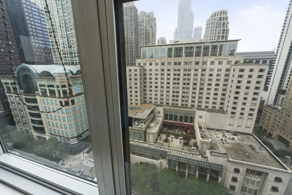 777 North Michigan Avenue Chicago IL 60611