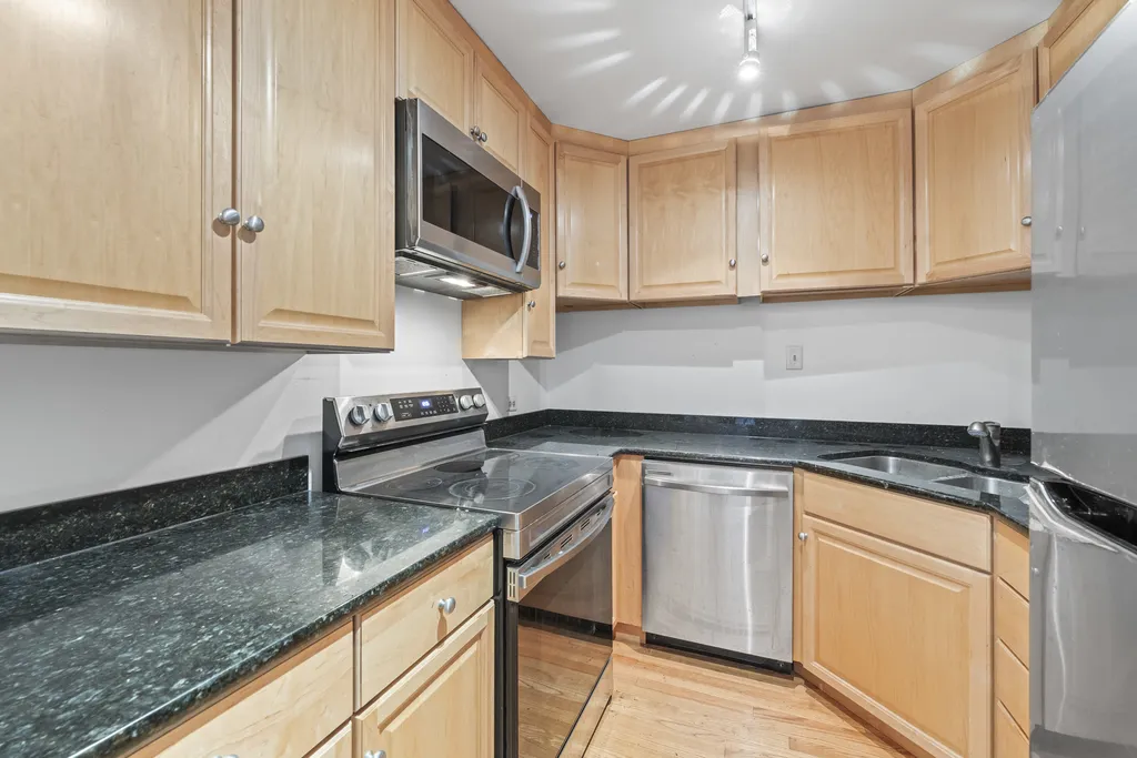 777 North Michigan Avenue Chicago IL 60611