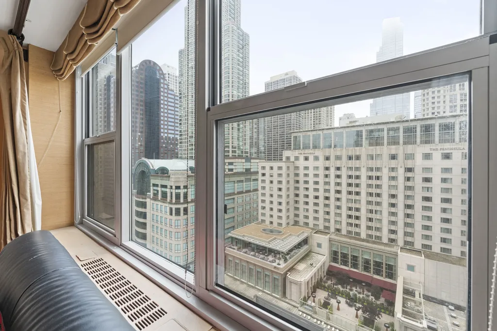 777 North Michigan Avenue Chicago IL 60611