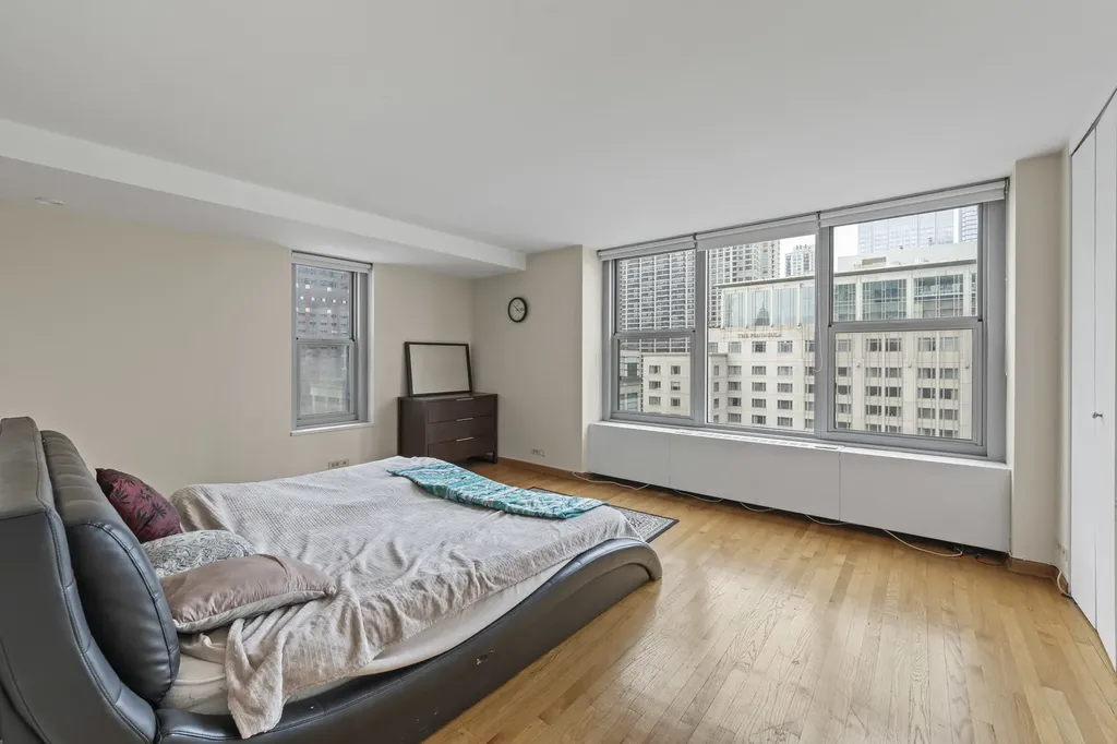 777 North Michigan Avenue Chicago IL 60611