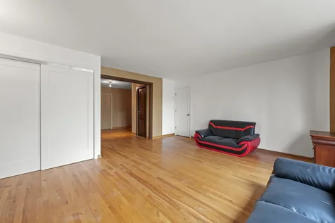 777 North Michigan Avenue Chicago IL 60611