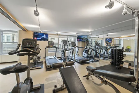 777 North Michigan Avenue Chicago IL 60611
