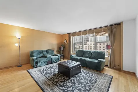 777 North Michigan Avenue Chicago IL 60611